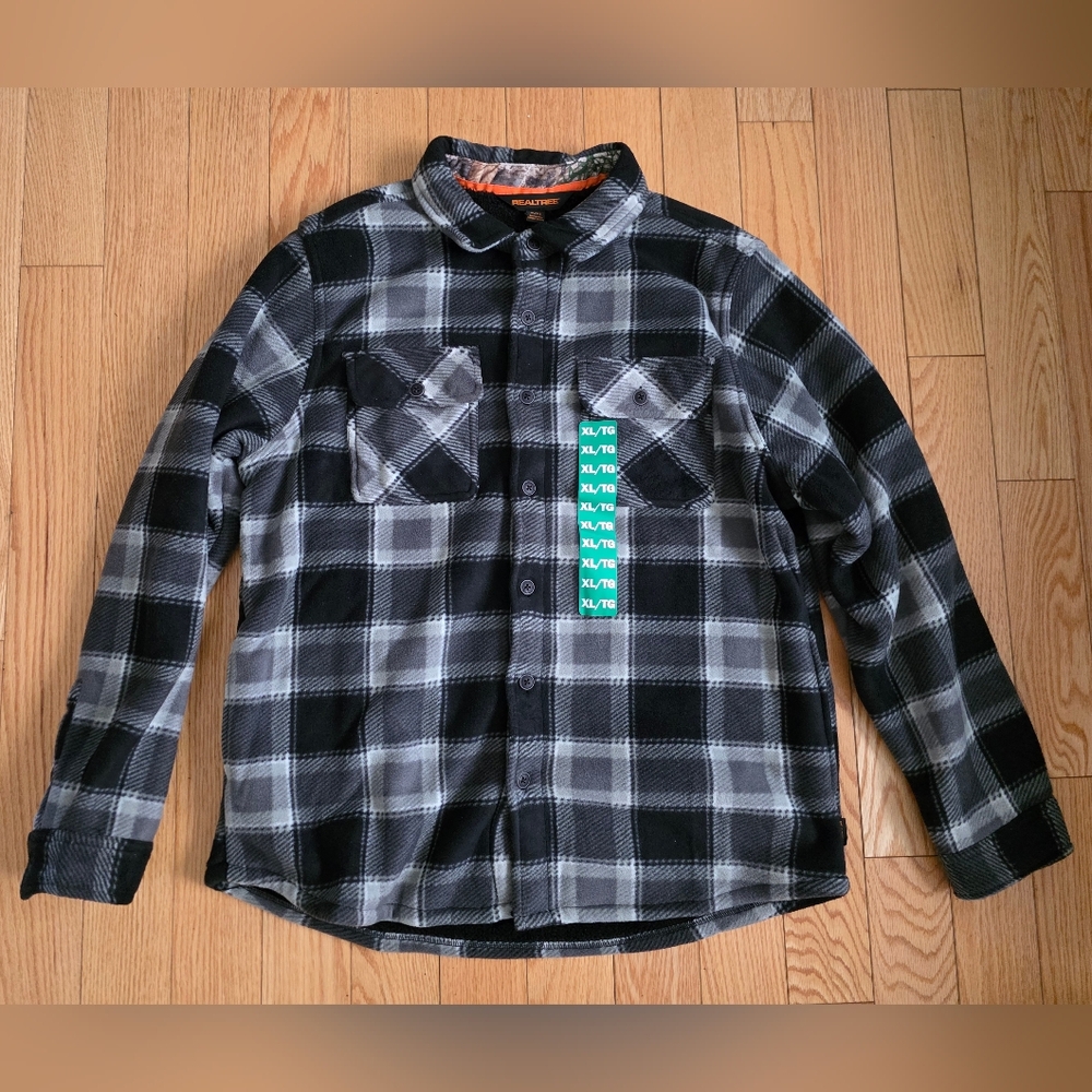 Realtree Plaid Sherpa Lined Shacket, XL, Black and Gray